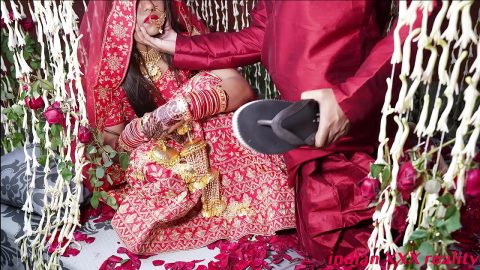 https://www.xxxvideosex.net/sexsi-video-chudai-marriage-honeymoon/