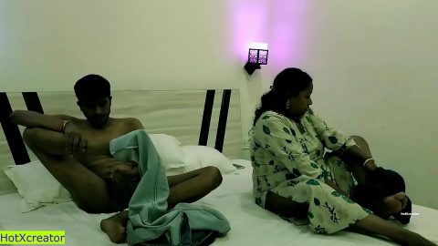 hindi sex video sex sex sexy wife at hotel