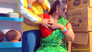 हिंदी में सेक्सी फिल्म ब्लू